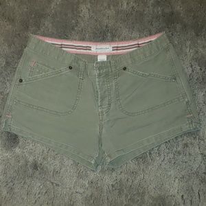 Abercrombie & Fitch size 4 Olive Green shorts